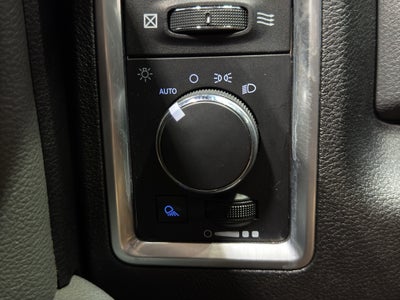 2018 RAM 1500 SLT