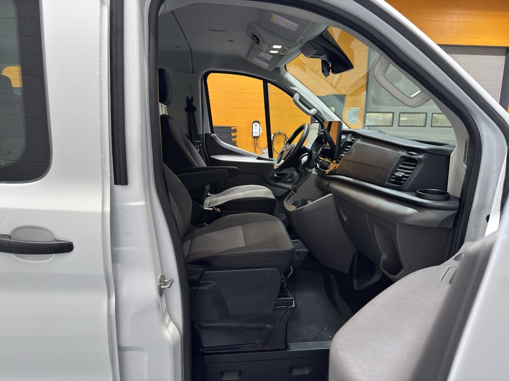 2024 Ford Transit Passenger Wagon XL
