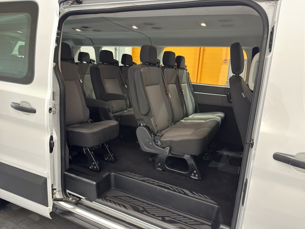 2024 Ford Transit Passenger Wagon XL