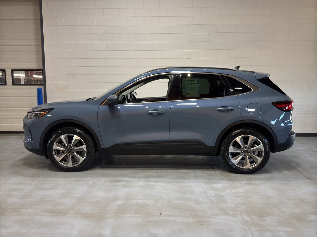 2025 Ford Escape Platinum