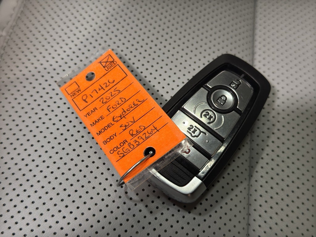 2025 Ford Explorer Platinum