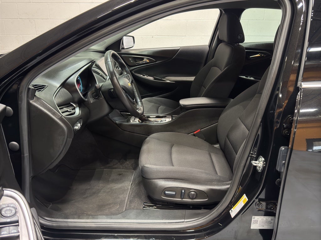 2022 Chevrolet Malibu RS