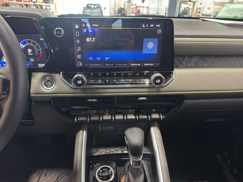 2024 Chevrolet Colorado ZR2