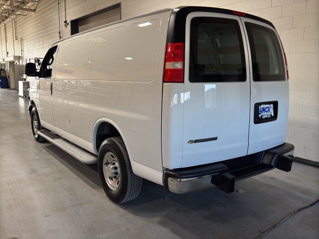 2024 Chevrolet Express Cargo 2500 WT
