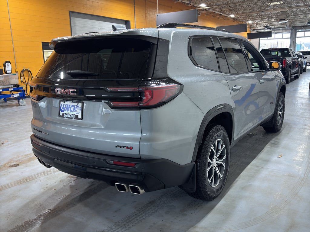 2025 GMC Acadia AT4