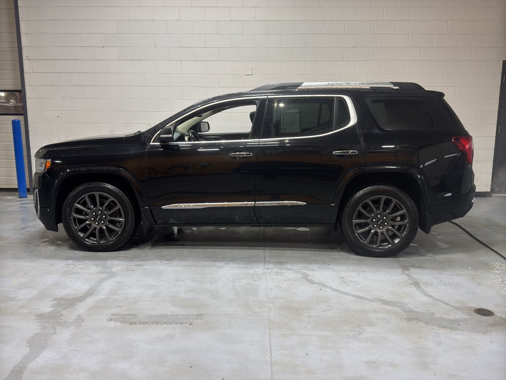 2022 GMC Acadia Denali