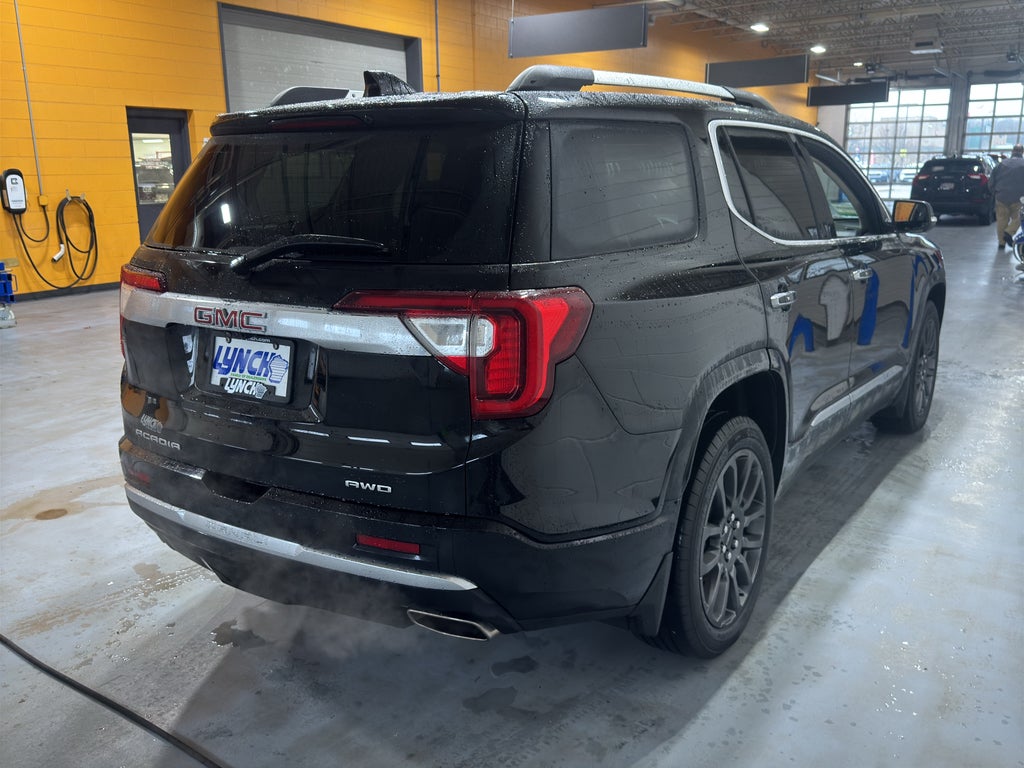 2022 GMC Acadia Denali