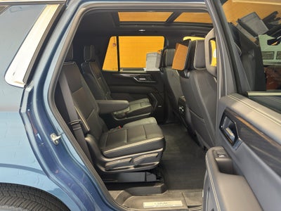 2025 GMC Yukon Elevation