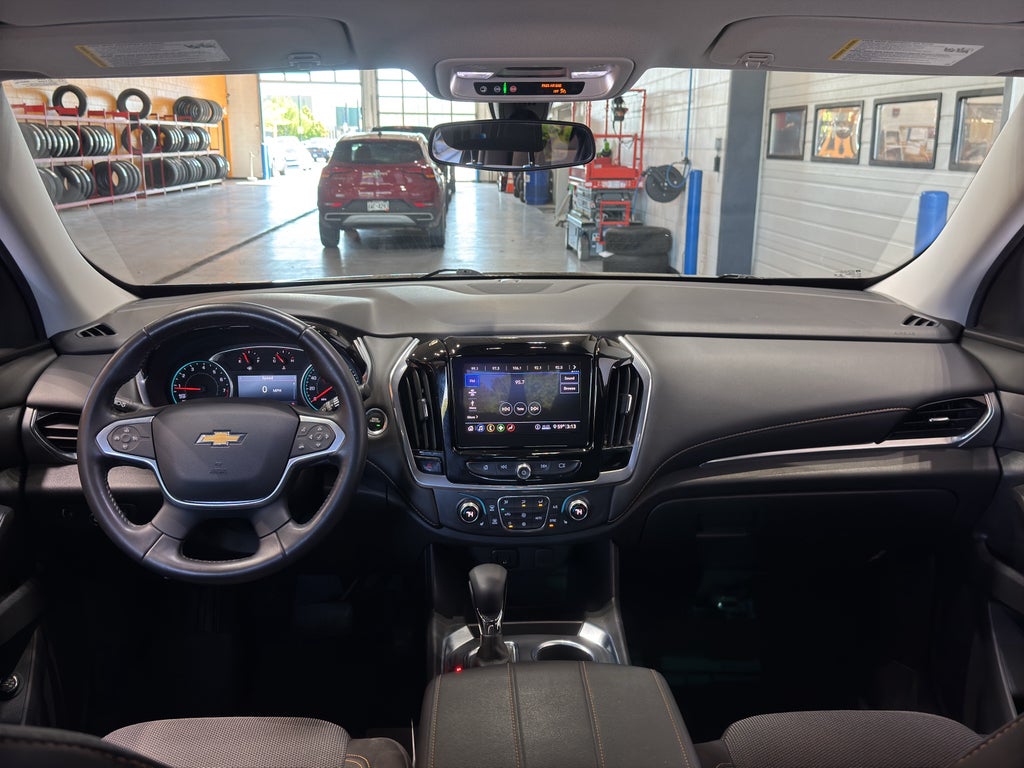 2021 Chevrolet Traverse LT Cloth