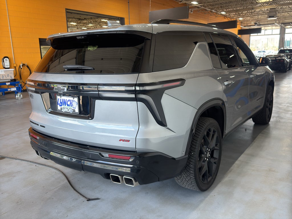 2025 Chevrolet Traverse RS