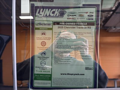 2025 Chevrolet Traverse RS