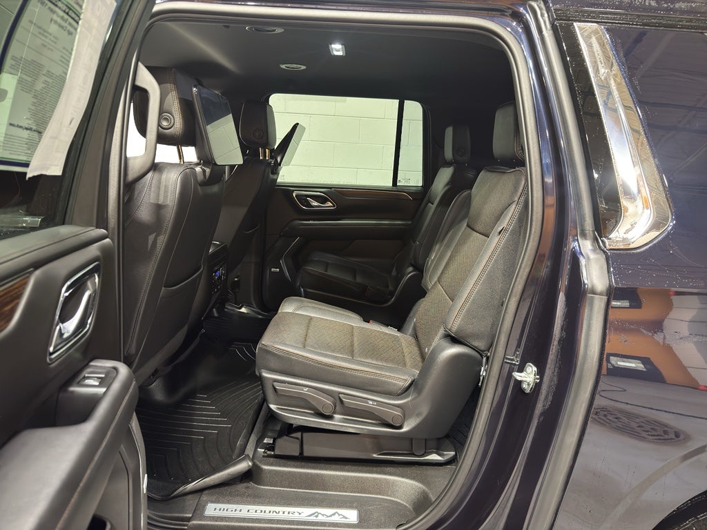 2023 Chevrolet Suburban High Country