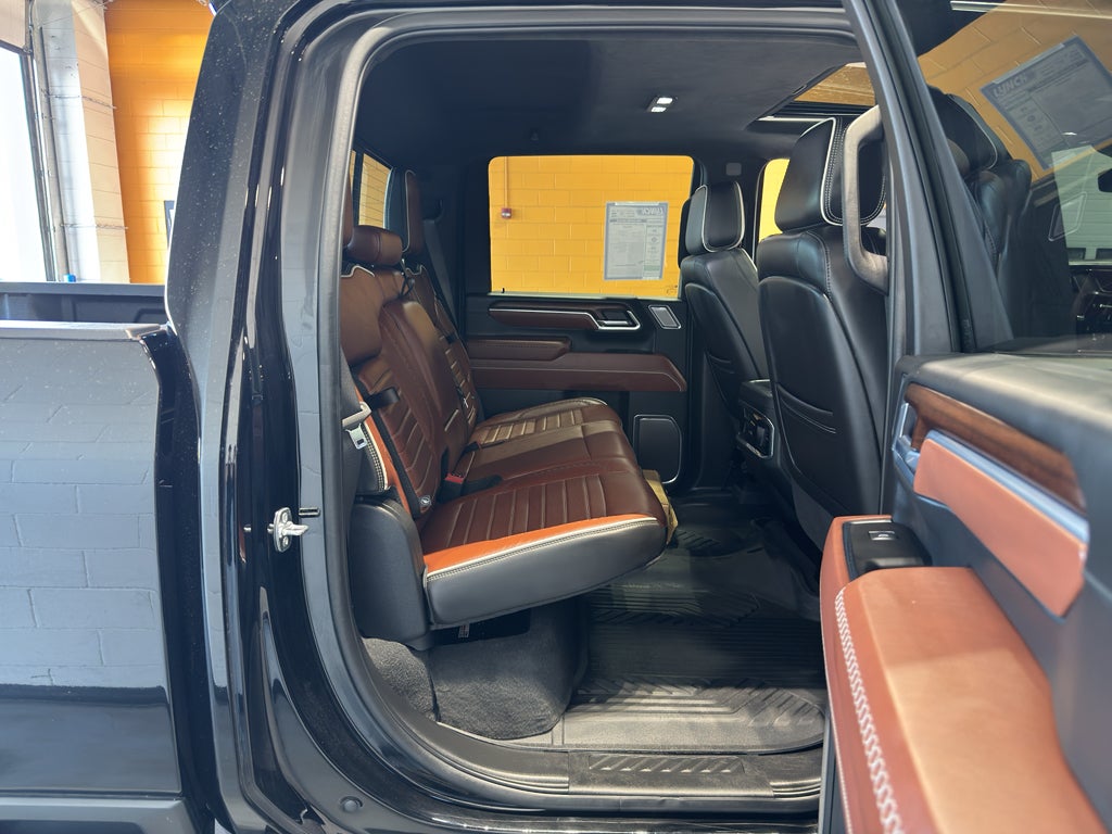 2025 GMC Sierra 3500 HD Denali Ultimate