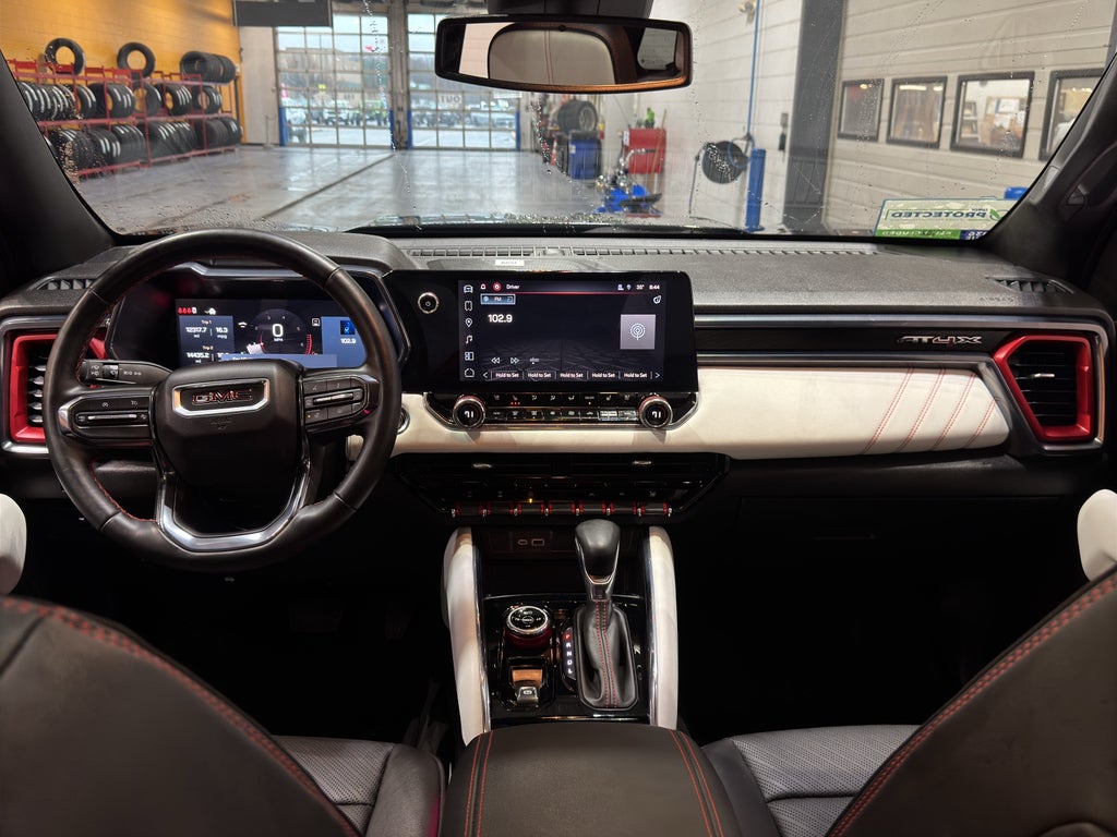 2024 GMC Canyon AT4X