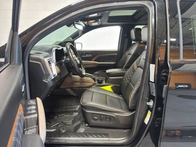 2024 GMC Canyon Denali