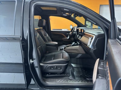 2024 GMC Canyon Denali