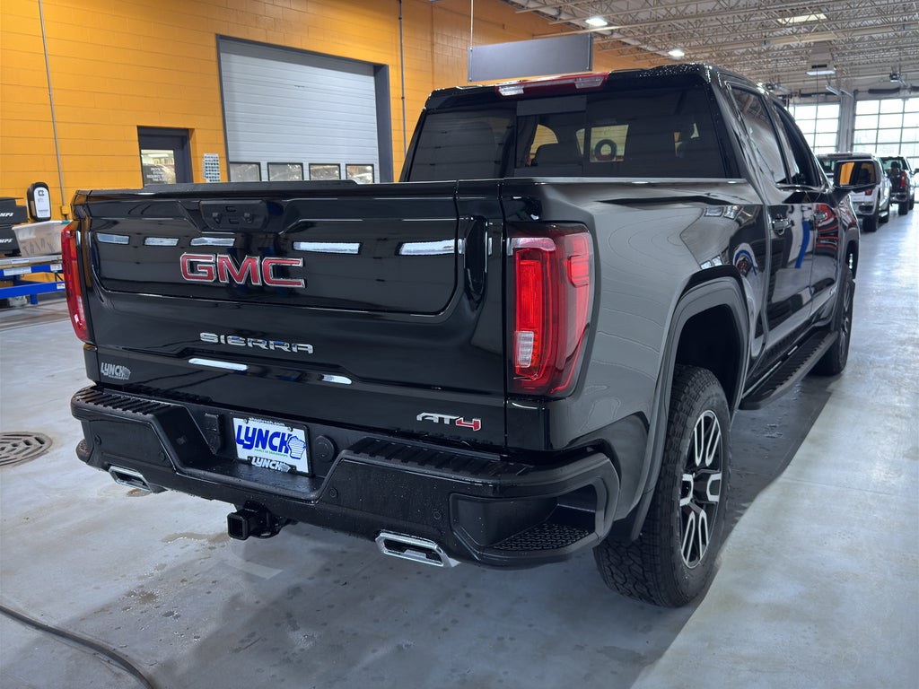 2025 GMC Sierra 1500 AT4