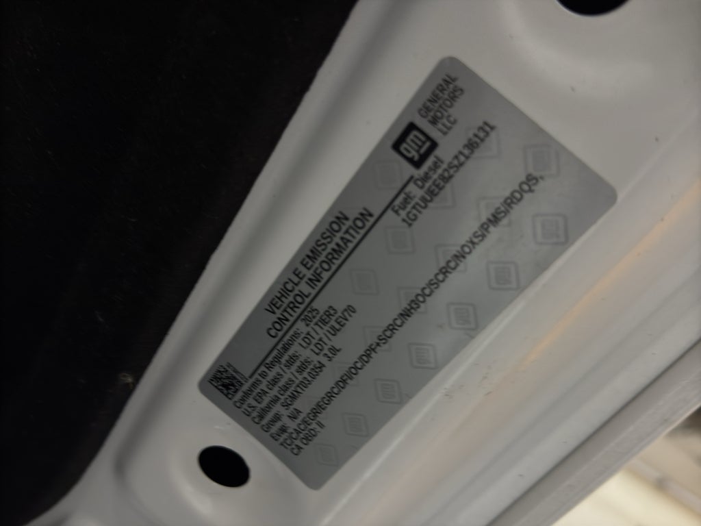 2025 GMC Sierra 1500 AT4