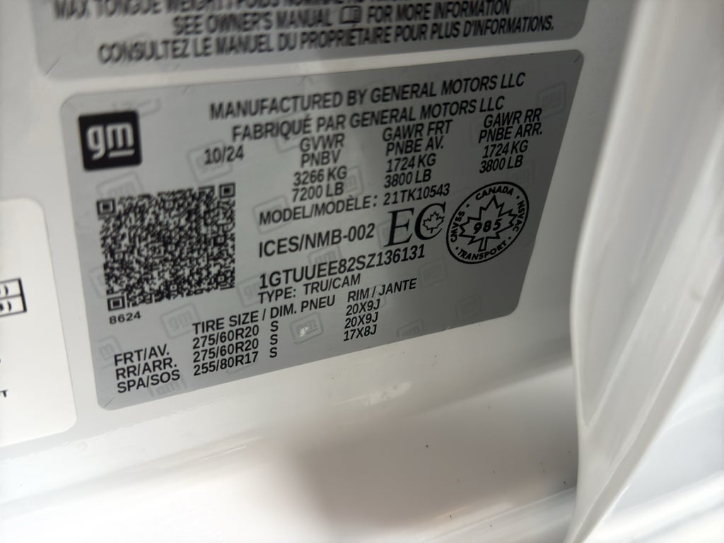 2025 GMC Sierra 1500 AT4