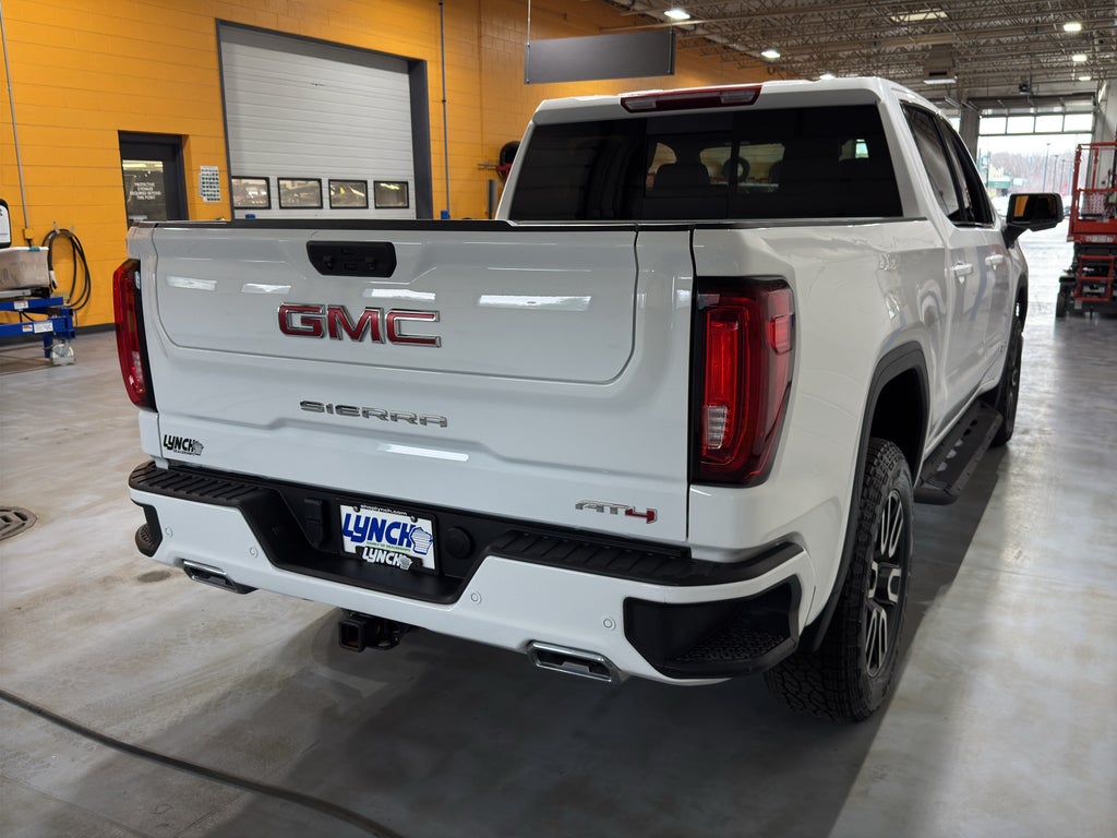 2025 GMC Sierra 1500 AT4