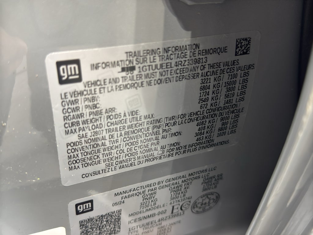 2024 GMC Sierra 1500 AT4