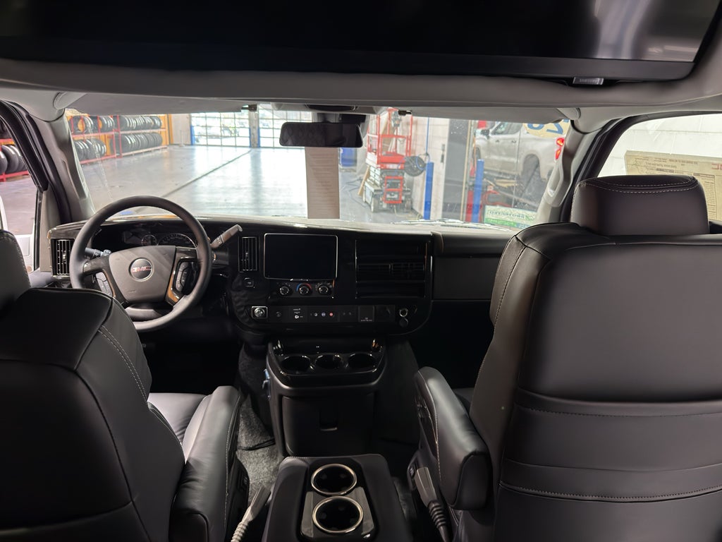 2025 GMC Savana Cargo 2500 Work Van