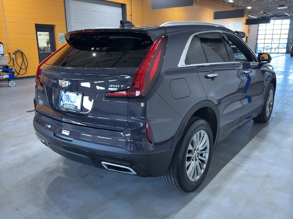 2025 Cadillac XT4 Premium Luxury