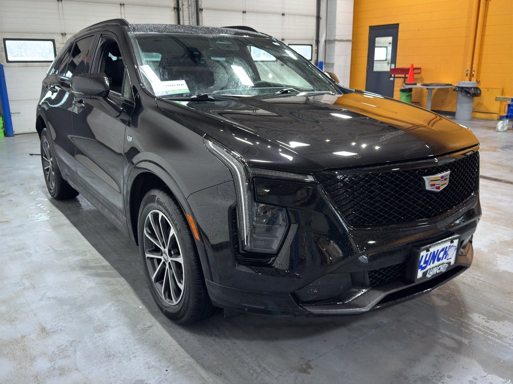 2024 Cadillac XT4 Sport