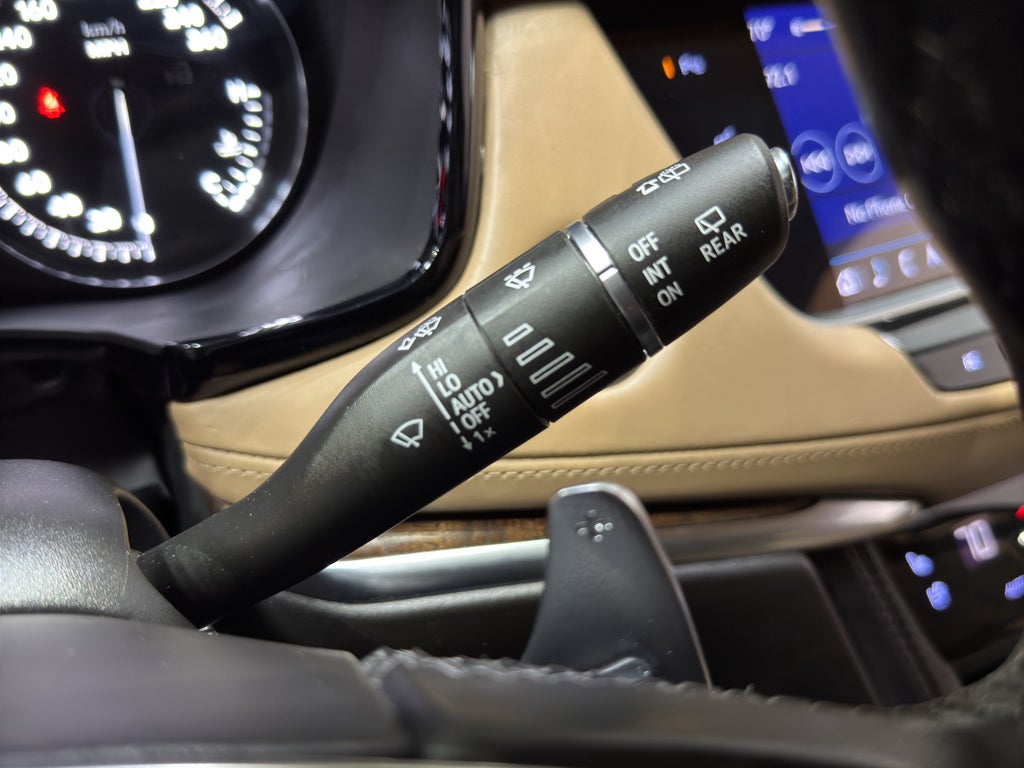 2022 Cadillac XT5 Sport