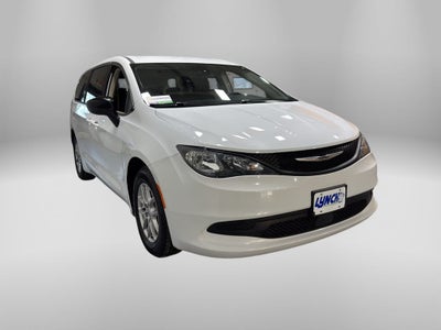 2024 Chrysler Voyager LX