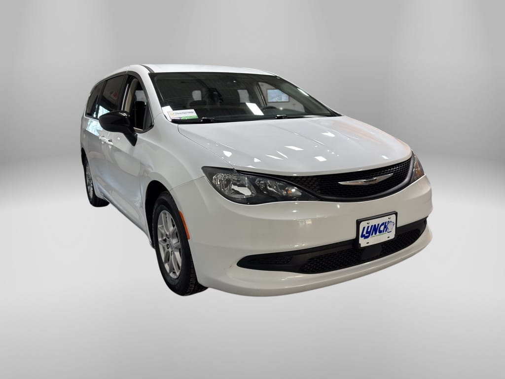 2024 Chrysler Voyager LX