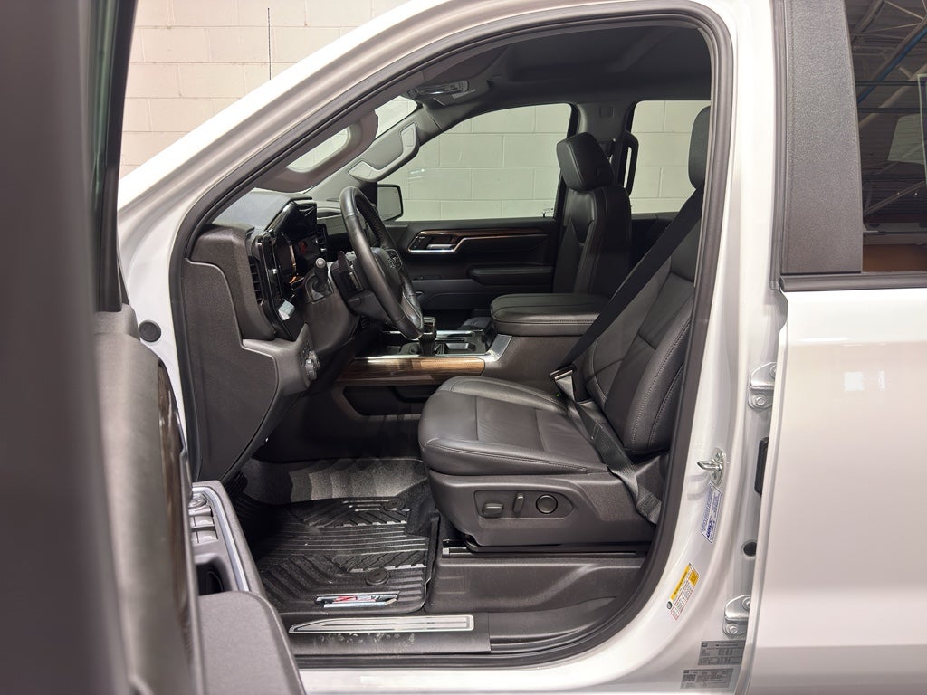 2025 Chevrolet Silverado 1500 LT Trail Boss