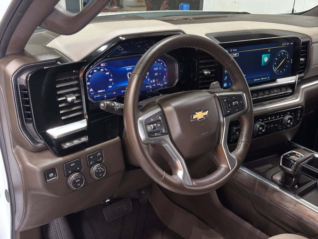 2025 Chevrolet Silverado 1500 LTZ