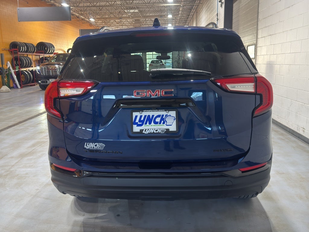 2022 GMC Terrain SLE