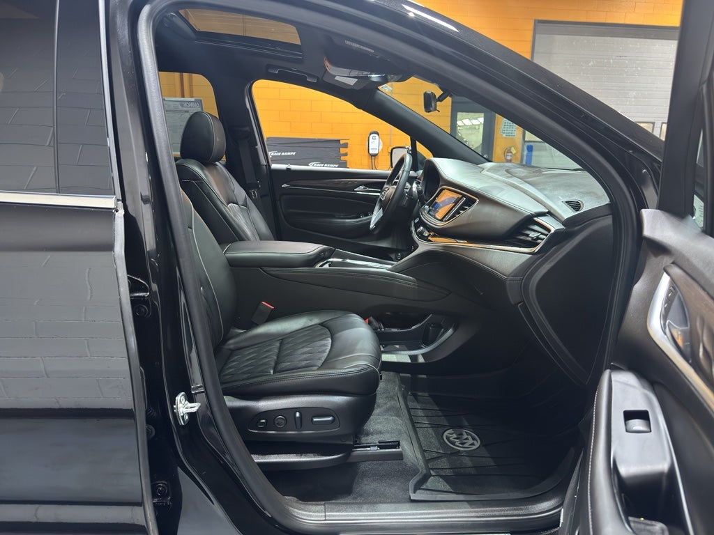 2024 Buick Enclave Avenir