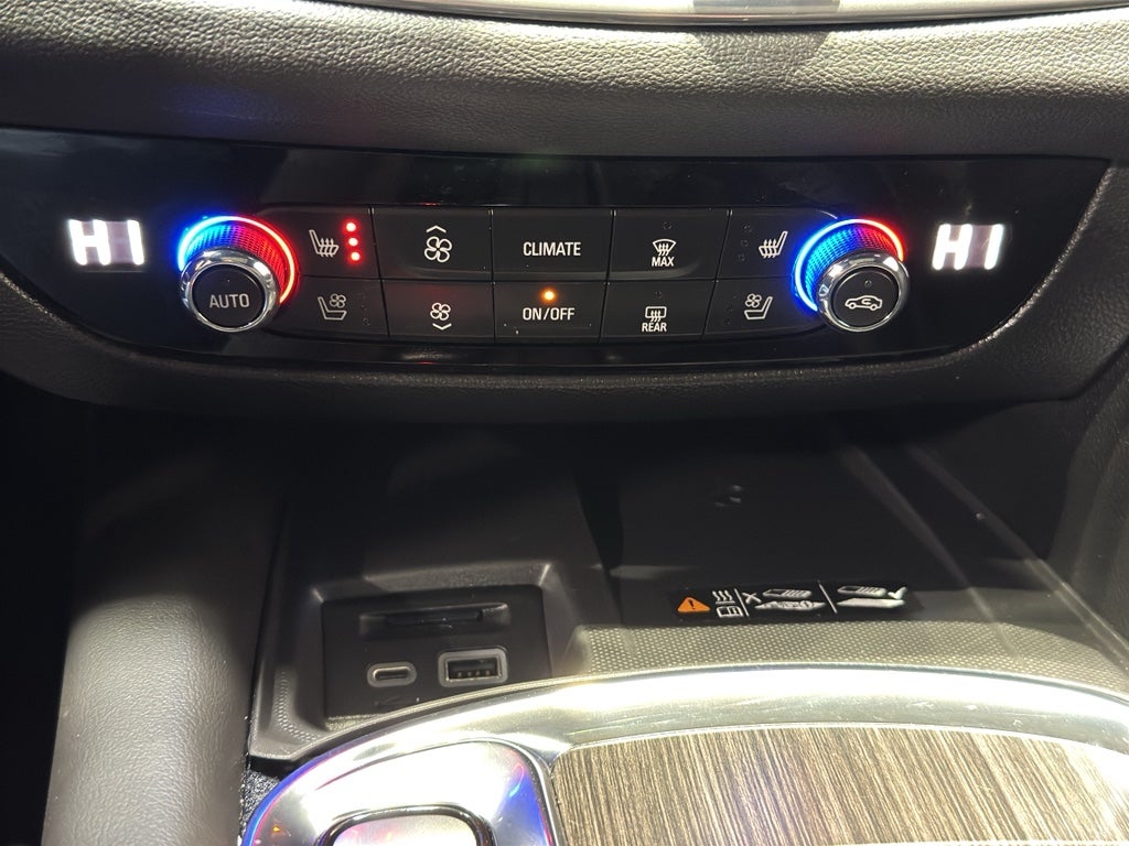 2024 Buick Enclave Avenir