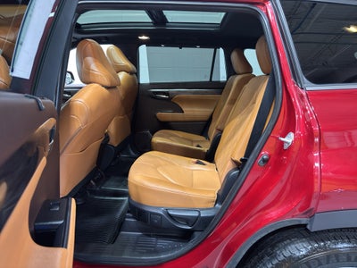 2020 Toyota Highlander Platinum