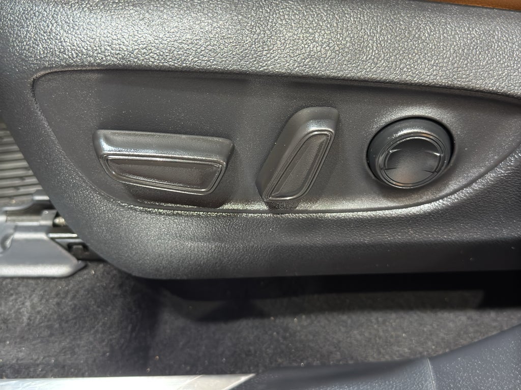 2020 Toyota Highlander Platinum