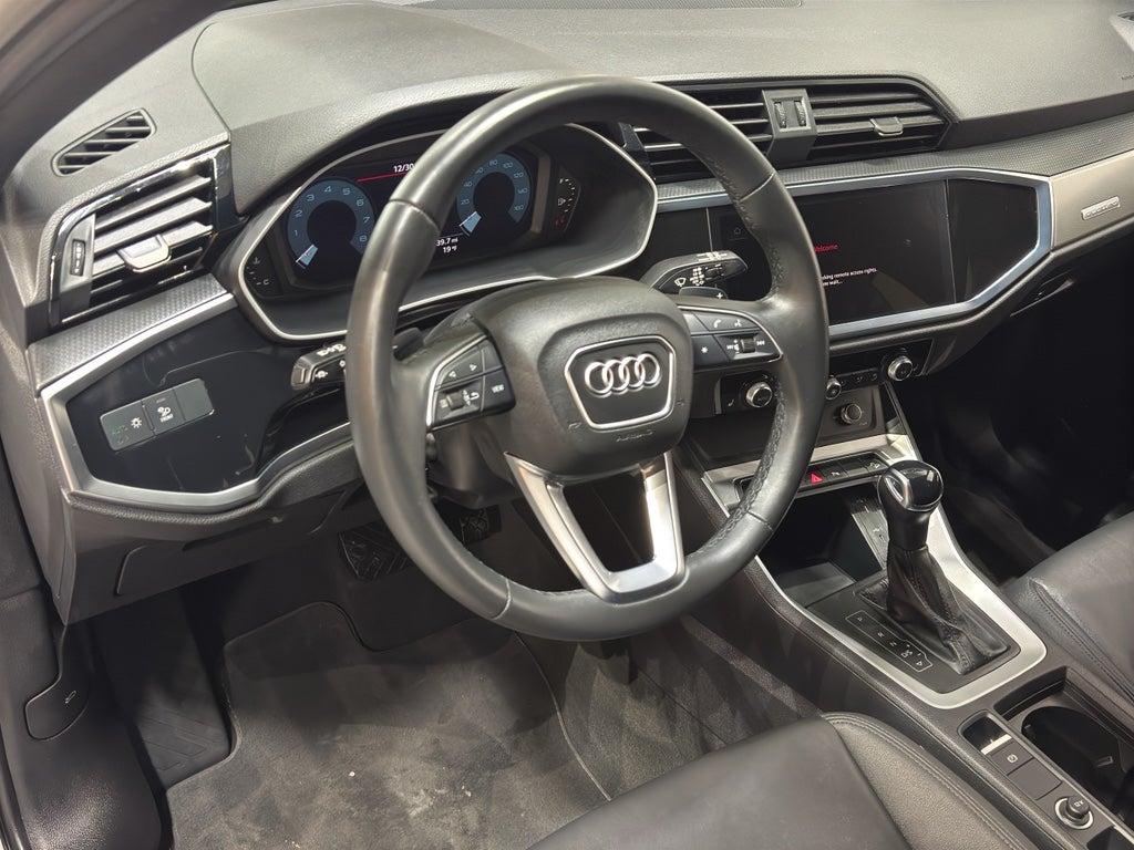 2025 Audi Q3 S line Premium