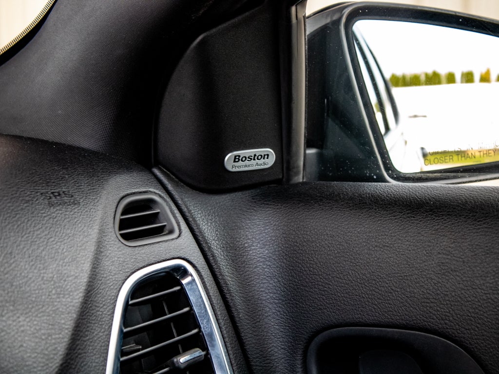 2011 Dodge Avenger Lux
