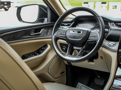2022 Jeep Grand Cherokee L Limited 4x4