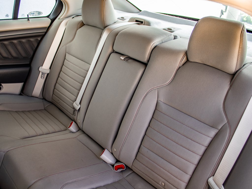 2010 Ford Taurus SE