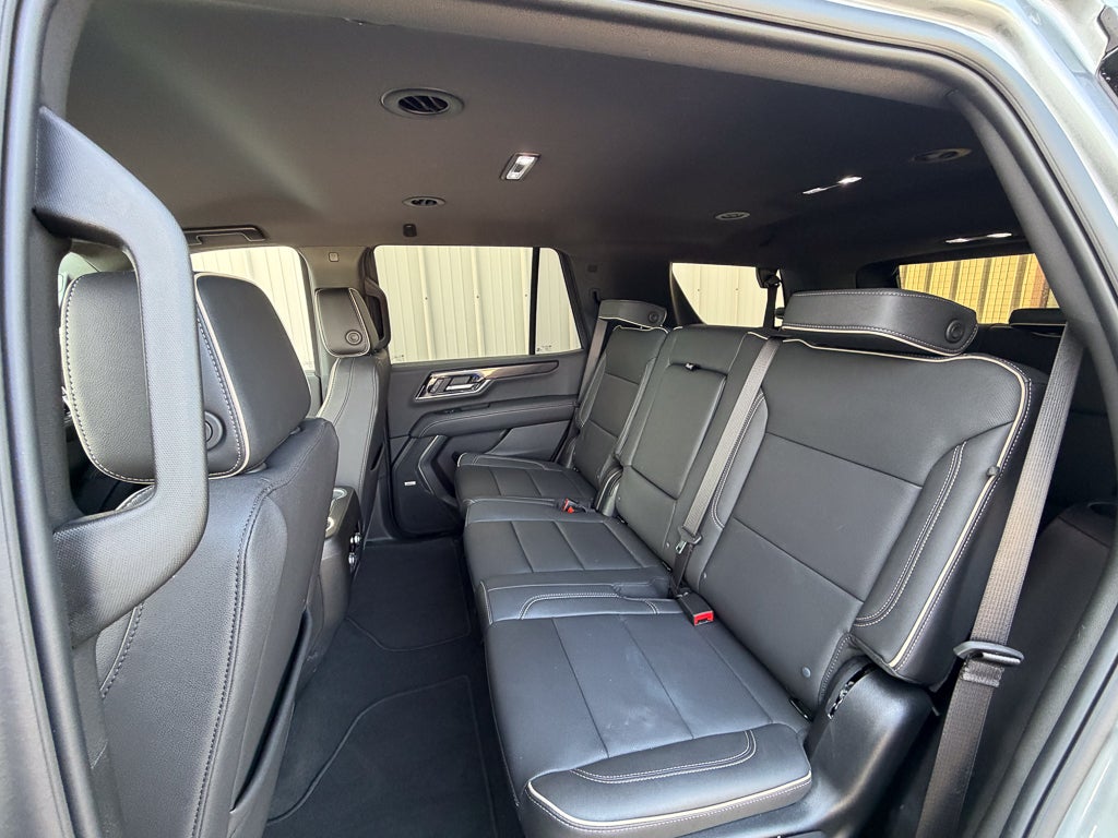 2025 GMC Yukon Elevation