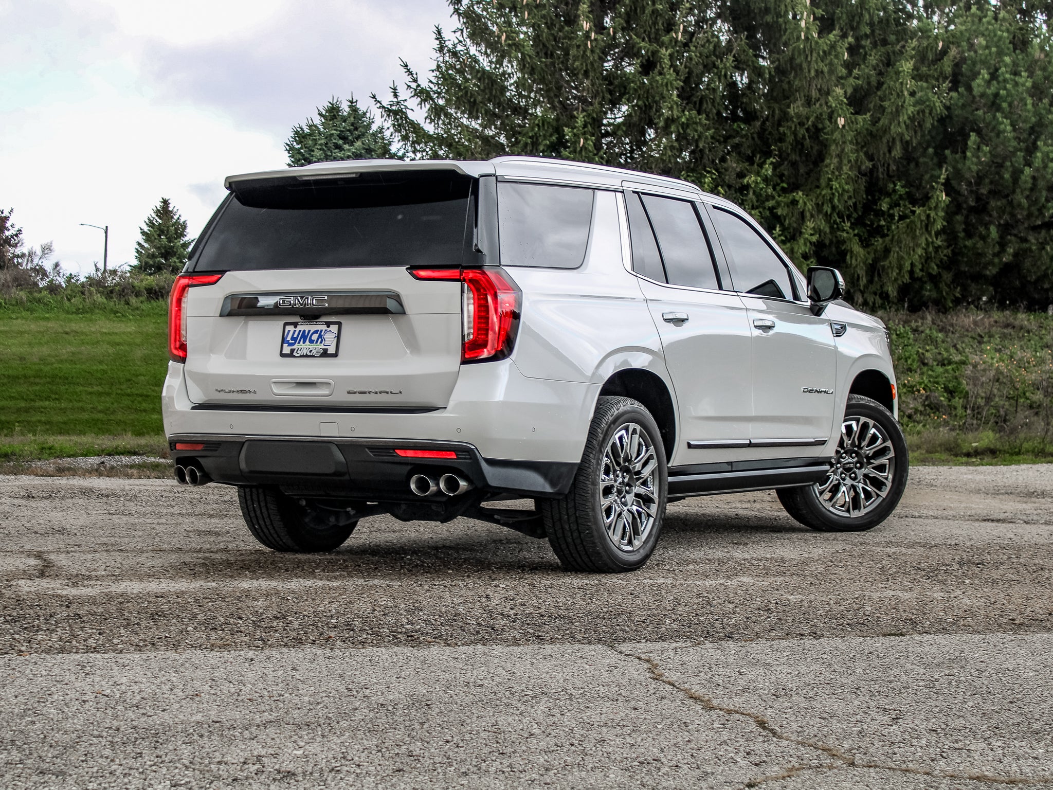 2023 GMC Yukon Denali Ultimate