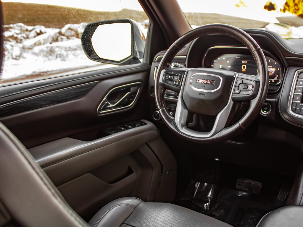 2022 GMC Yukon XL SLT