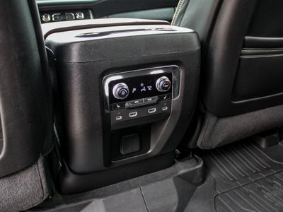 2024 GMC Yukon XL Denali Ultimate