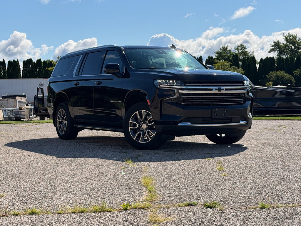 2024 Chevrolet Suburban LT