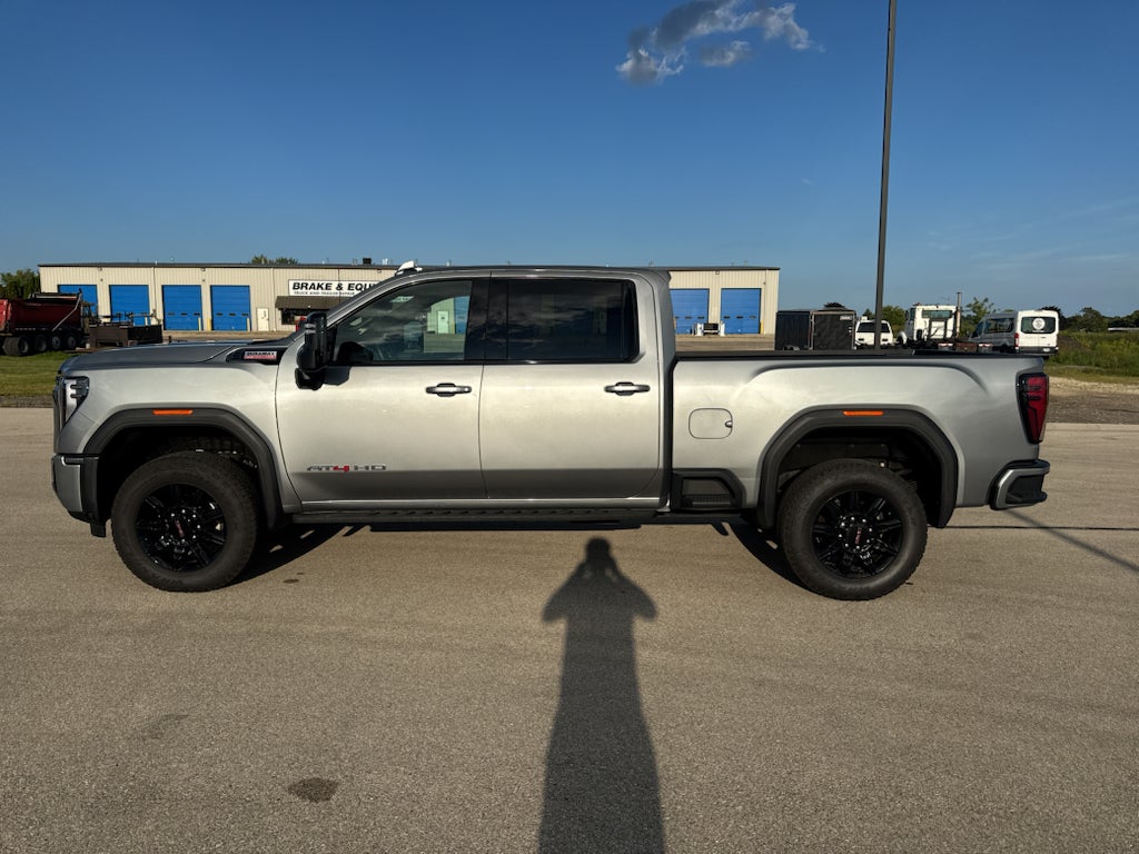 2026 GMC Sierra 3500 HD AT4