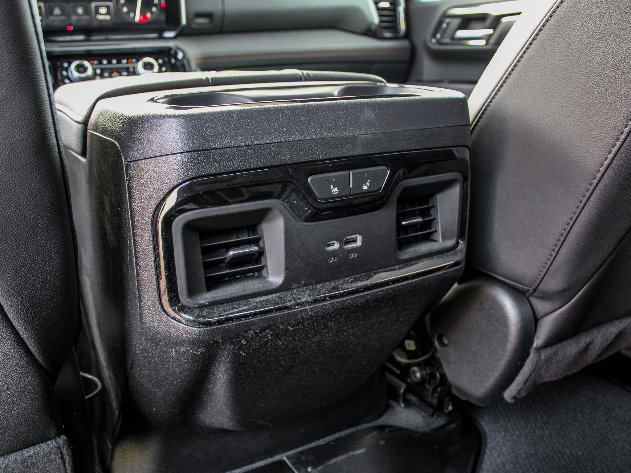 2025 GMC Sierra 3500 HD AT4