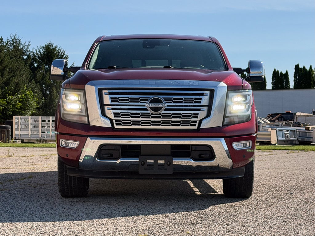 2023 Nissan TITAN Crew Cab Platinum Reserve 4x4